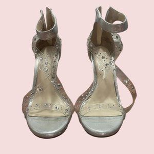 7.5 Jessica Simpson Silver Glitter Rhinestone Heels
